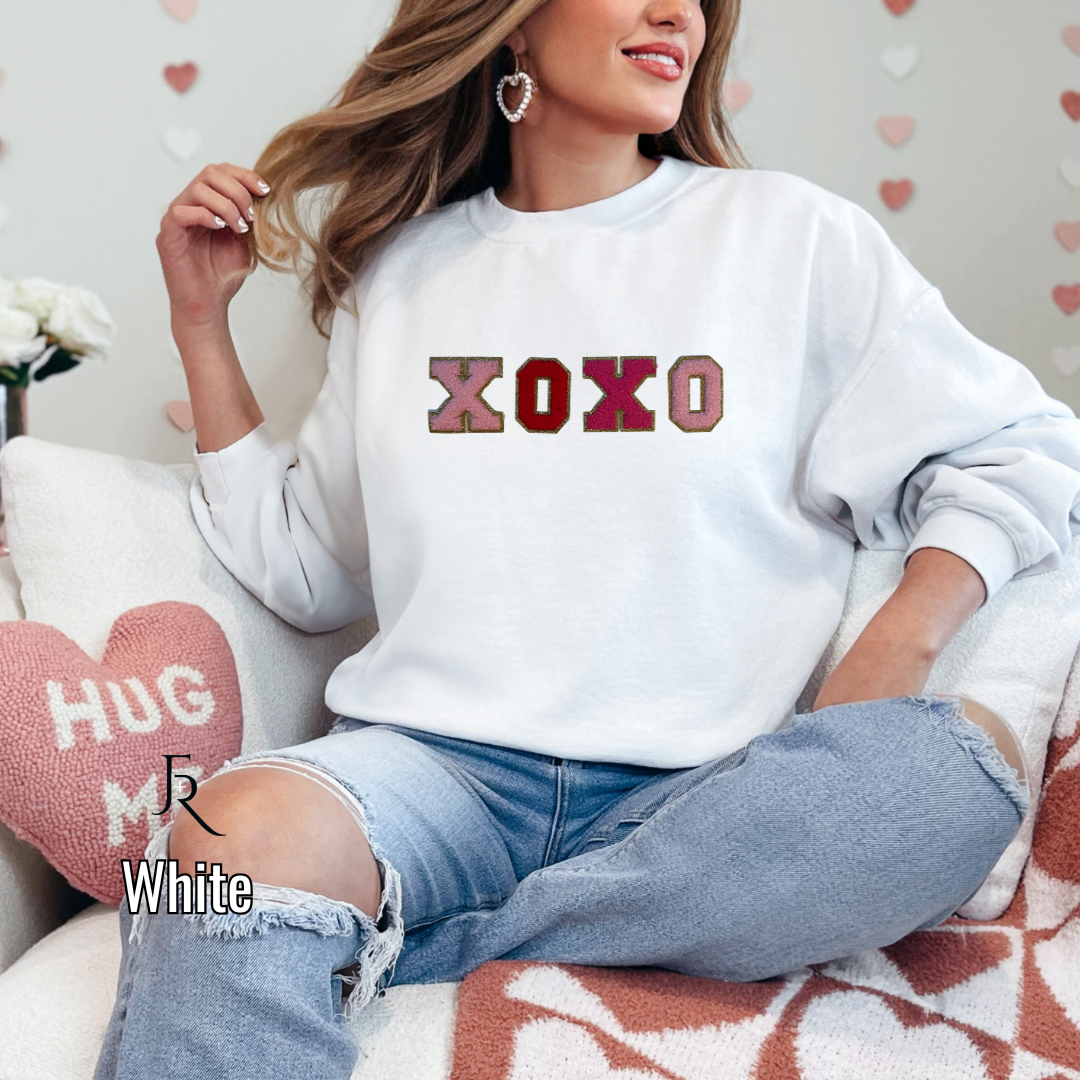 "XOXO" Valentine's with gold glitter border pullover